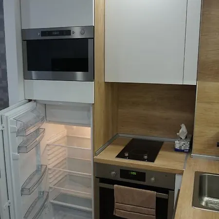 Diamond Apartment *